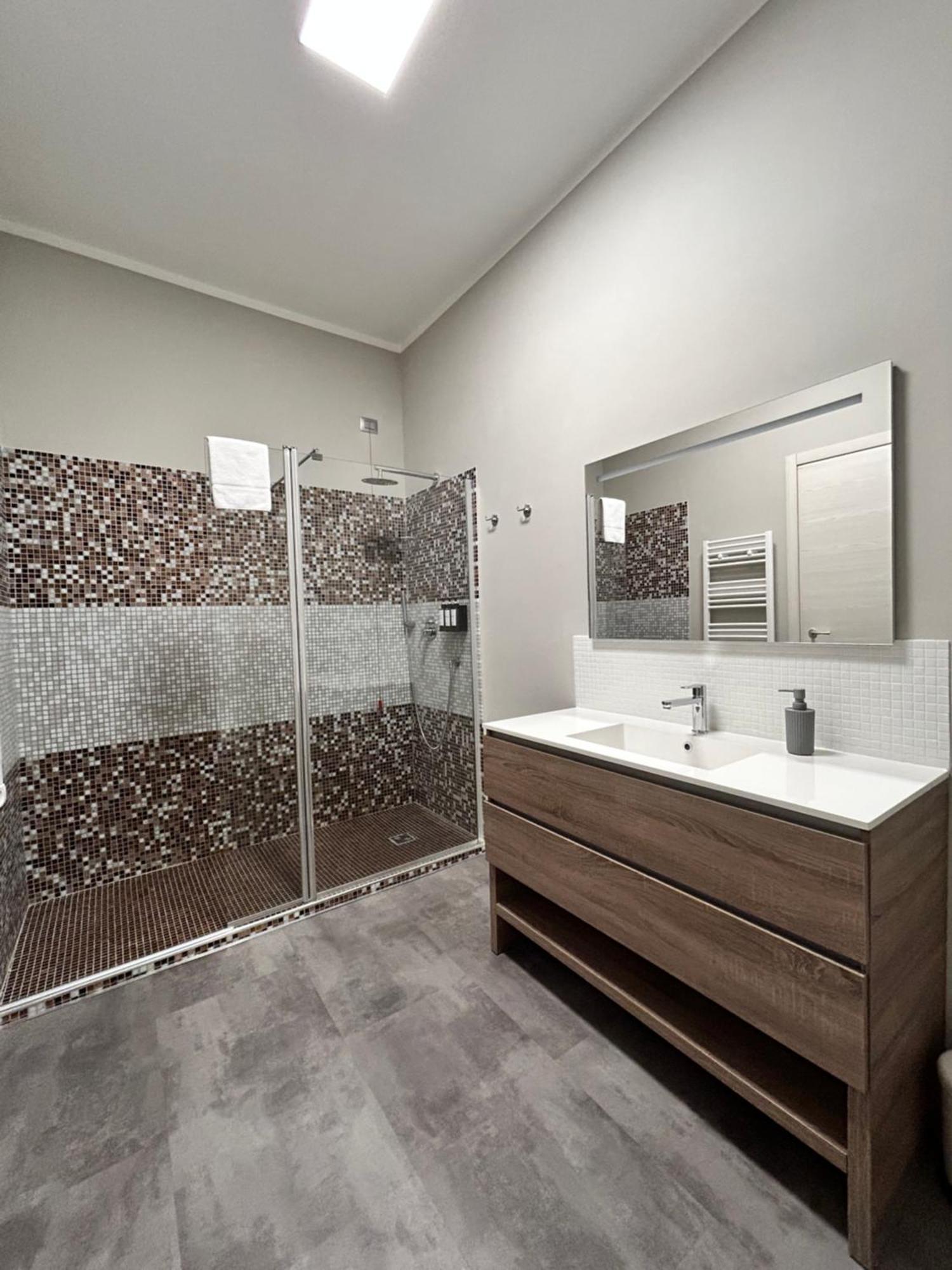 Tezone Seven Apartments Verona Eksteriør bilde
