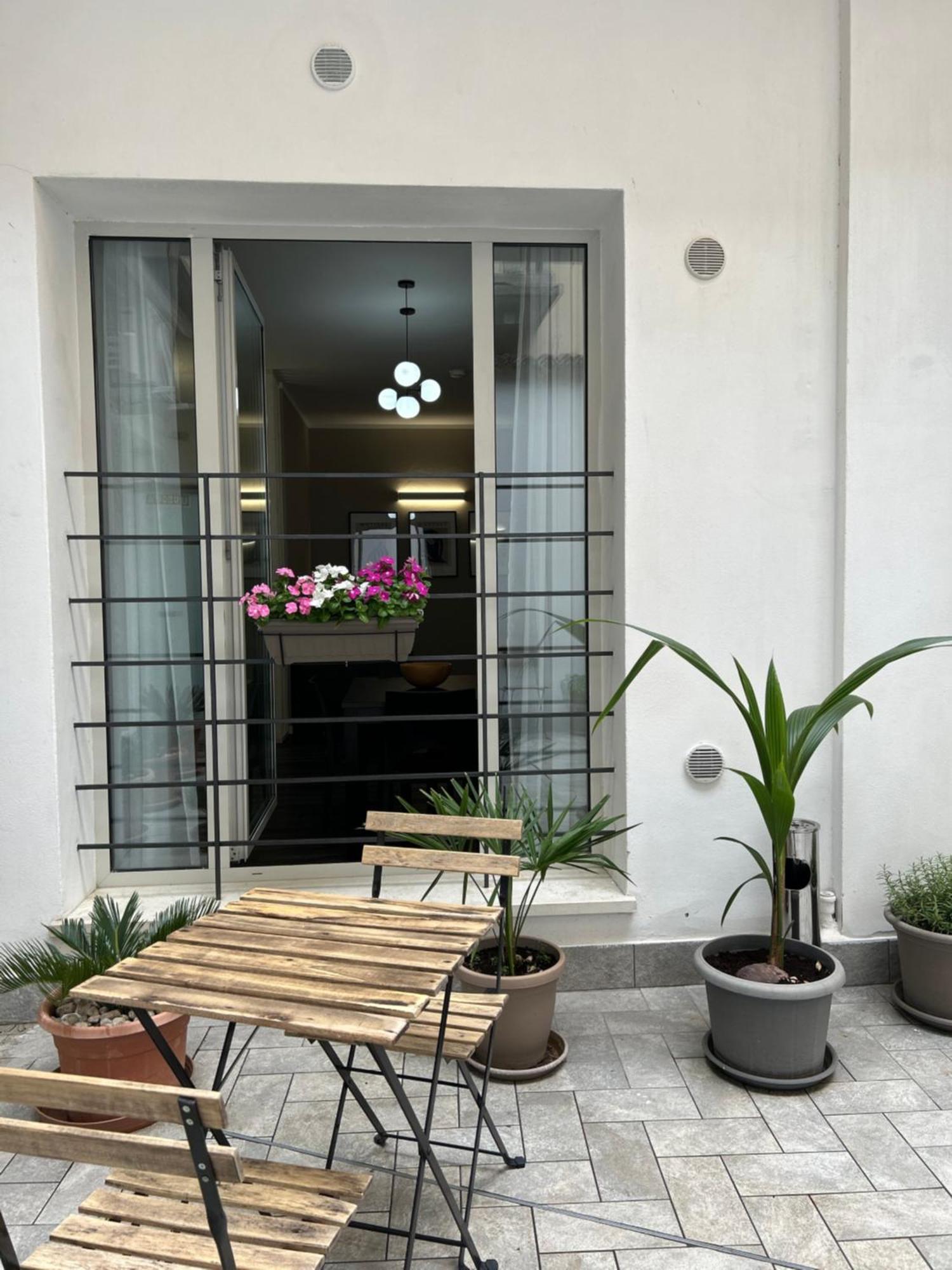 Tezone Seven Apartments Verona Eksteriør bilde