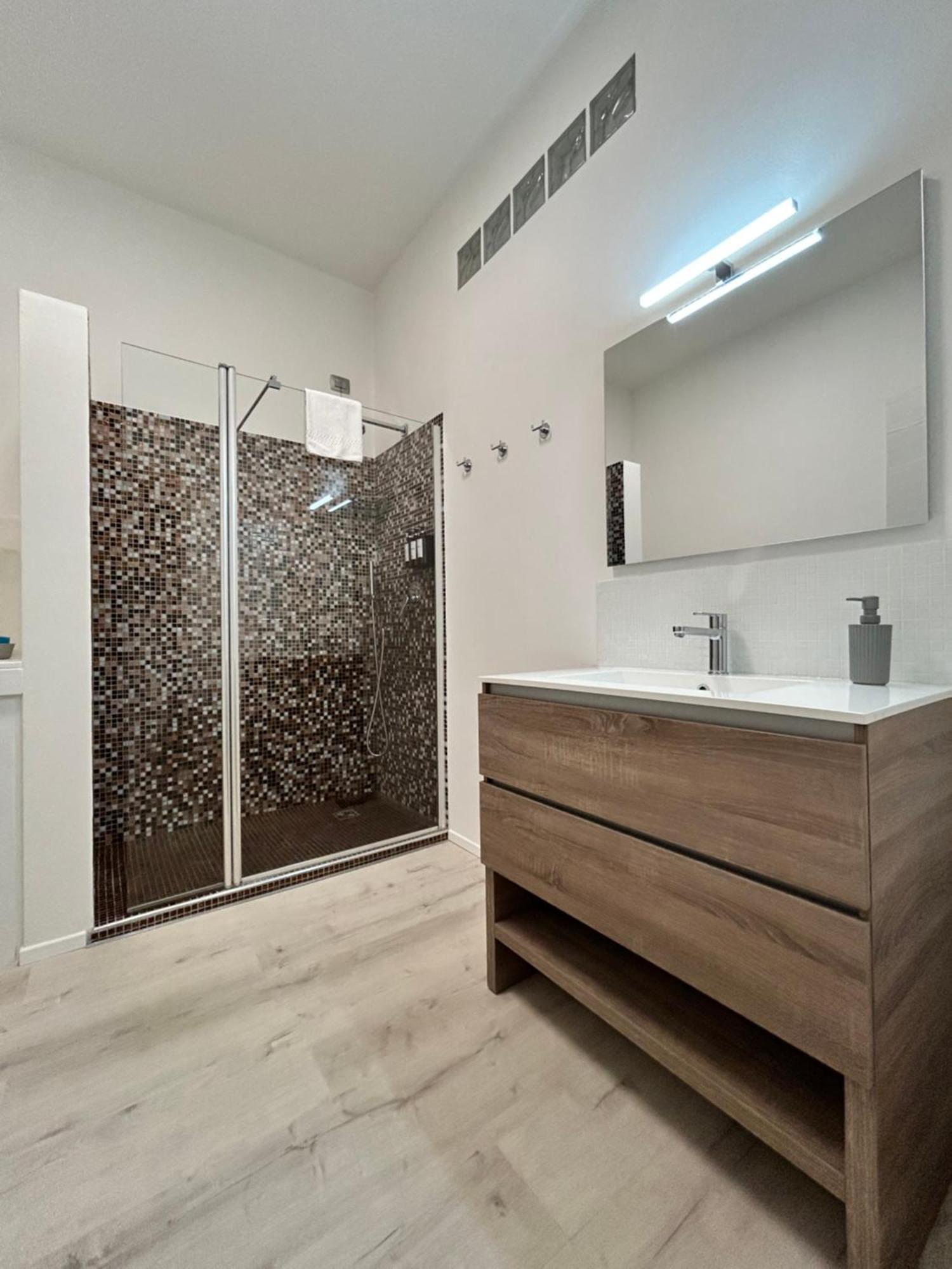 Tezone Seven Apartments Verona Eksteriør bilde